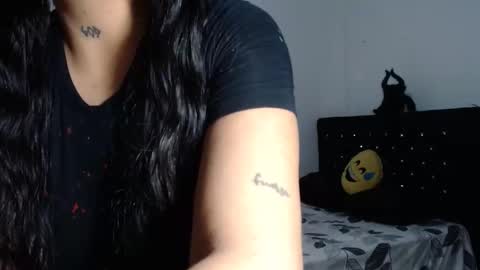 venus_menoza online show from December 6, 11:14 pm
