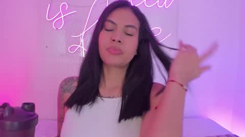 Snapshot of venus_nite chatting on October 20, 8:42 pm venus_nite online show from October 20, 8:42 pm