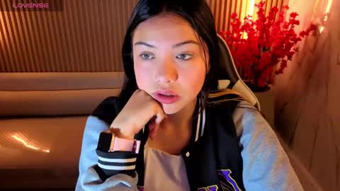 Venus  online show from May 8, 1:27 pm
