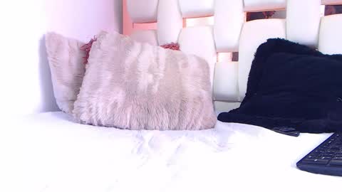 Venus online show from December 13, 7:53 pm