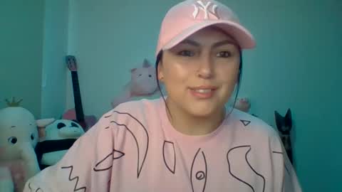 Snapshot of venusina07 chatting on April 24, 4:42 pm VENUSINA07 online show from April 24, 4:42 pm
