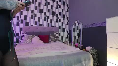 Snapshot of venusinylons chatting on December 15, 12:31 pm venusinylons online show from December 15, 12:31 pm