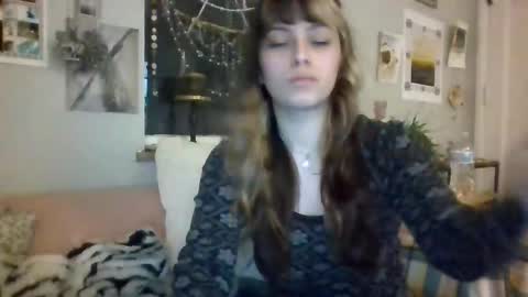 Snapshot of venuskisth chatting on March 12, 2:30 am venuskisth online show from March 12, 2:30 am