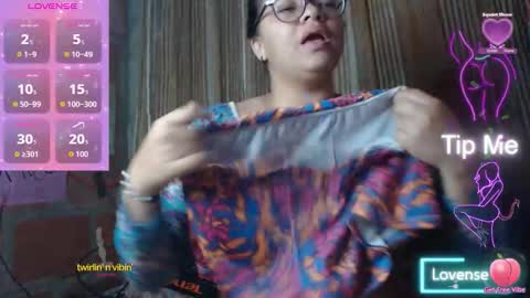 venuslovelatina online show from March 27, 7:58 am