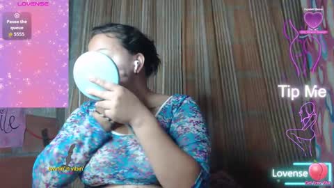 venuslovelatina online show from March 27, 8:26 am