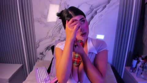 Venusowen  online show from February 20, 2:06 pm