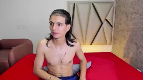 venuss09 online show from February 4, 9:09 pm