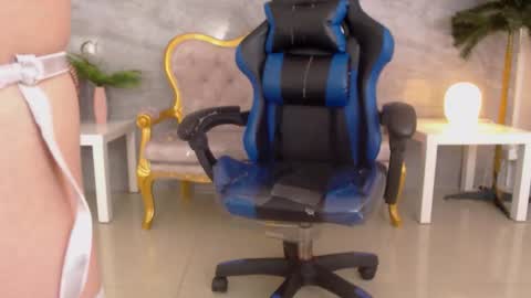 venuss online show from December 22, 2:14 pm