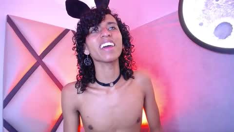 venuss_03 online show from December 23, 3:37 am