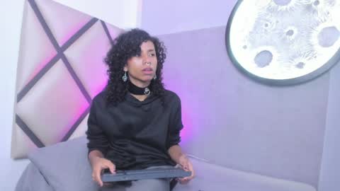 venuss_03 online show from April 2, 3:15 am