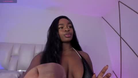 VENUS online show from November 4, 11:31 am