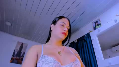 Snapshot of venuzconor chatting on February 7, 4:49 am ---Venuz--- online show from February 7, 4:49 am