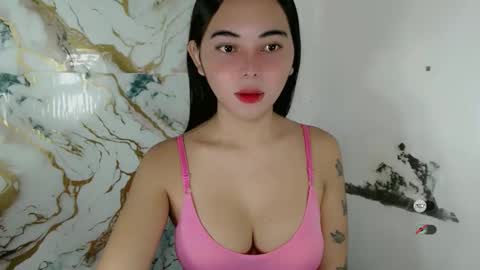 Snapshot of veola_sexy chatting on June 8, 8:31 pm veola_sexy online show from June 8, 8:31 pm