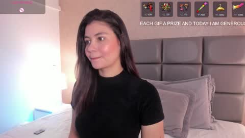 Snapshot of vera_price_ chatting on May 4, 1:29 pm Vera online show from May 4, 1:29 pm