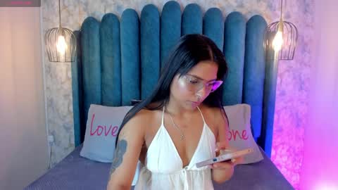 Snapshot of verabest chatting on April 11, 11:58 am Domelipa online show from April 11, 11:58 am