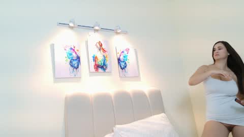 Snapshot of veraschmidt chatting on April 2, 1:20 pm Vera online show from April 2, 1:20 pm