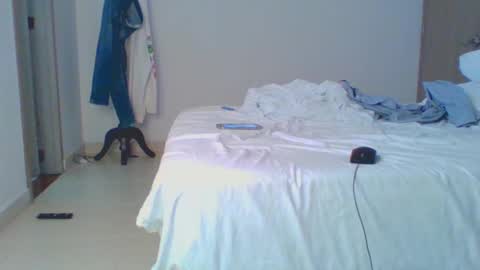 Snapshot of vergagolosa22 chatting on January 9, 6:59 am vergagolosa22 online show from January 9, 6:59 am