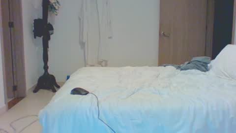 Snapshot of vergagolosa22 chatting on February 9, 7:38 am vergagolosa22 online show from February 9, 7:38 am