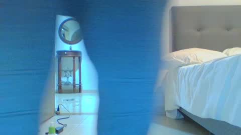 Snapshot of vergagolosa22 chatting on February 23, 7:22 am vergagolosa22 online show from February 23, 7:22 am