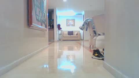 Snapshot of vergagolosa22 chatting on February 24, 1:13 am vergagolosa22 online show from February 24, 1:13 am