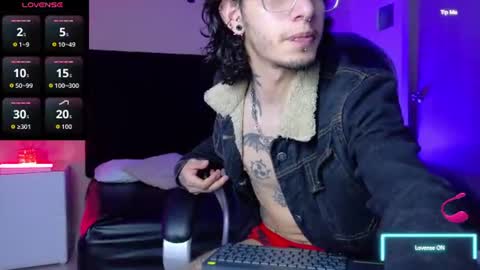 vergil_noir online show from June 17, 2:47 am