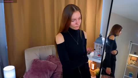Snapshot of vernitashinsky chatting on September 17, 1:51 am Olivia online show from September 17, 1:51 am