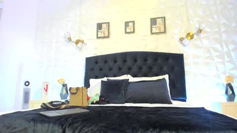 Vero online show from September 22, 11:01 am