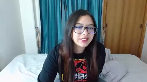 Snapshot of verolake chatting on March 4, 11:51 am Verolake online show from March 4, 11:51 am