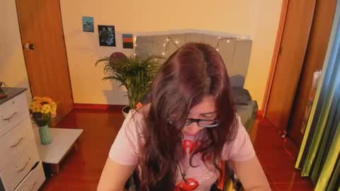 Snapshot of verolake chatting on September 9, 7:02 pm Verolake online show from September 9, 7:02 pm