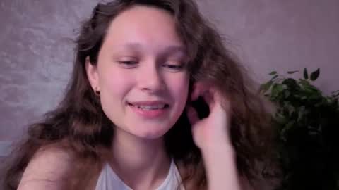 Snapshot of veronaqueen chatting on October 9, 9:18 am veronaqueen online show from October 9, 9:18 am