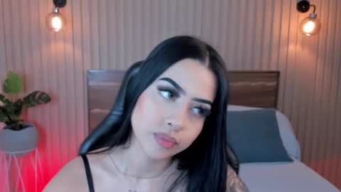 Snapshot of veronica_19_ chatting on January 17, 7:16 pm VERONICA online show from January 17, 7:16 pm