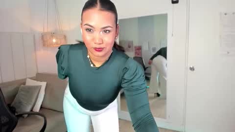 Snapshot of veronica_b07 chatting on March 21, 1:48 pm Veronica3 online show from March 21, 1:48 pm