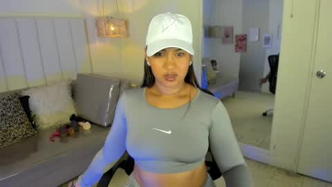 Snapshot of veronica_b07 chatting on April 8, 3:45 pm Veronica3 online show from April 8, 3:45 pm