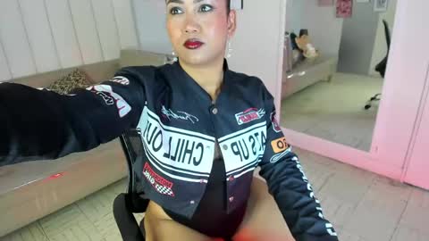 Snapshot of veronica_b07 chatting on April 18, 1:48 pm Veronica3 online show from April 18, 1:48 pm