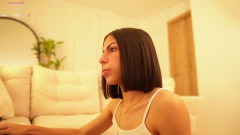 Veronica online show from December 8, 11:35 am