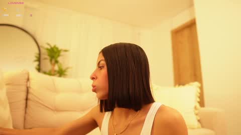 Veronica online show from December 17, 11:17 am