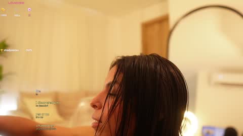 Veronica online show from January 4, 5:37 pm