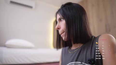 Veronica online show from November 23, 3:34 pm