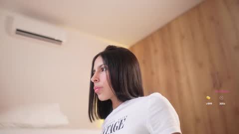 Veronica online show from January 18, 3:49 pm