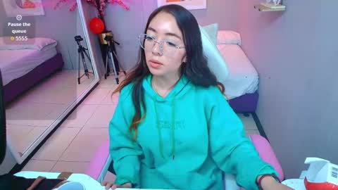 veronica online show from February 19, 7:32 pm