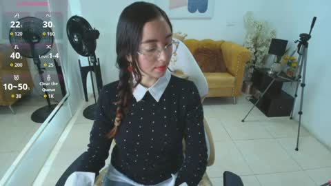 Snapshot of veronica_miiller chatting on May 18, 7:20 pm veronica online show from May 18, 7:20 pm