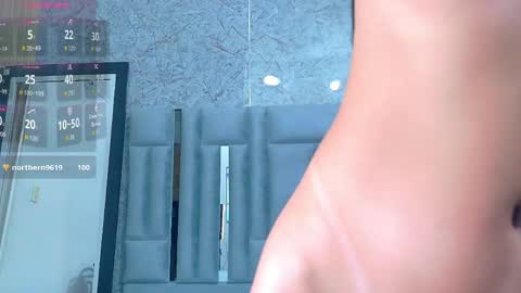 Snapshot of veronica_roose chatting on April 25, 12:52 pm Veronica online show from April 25, 12:52 pm