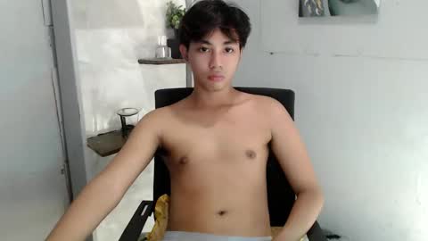 veronica_vaughn02 online show from February 11, 2:05 am