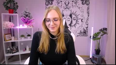 VERONICA online show from February 13, 12:32 pm