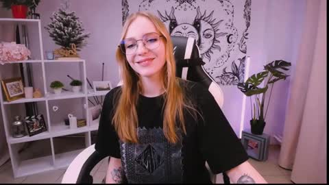 VERONICA online show from February 16, 7:05 pm