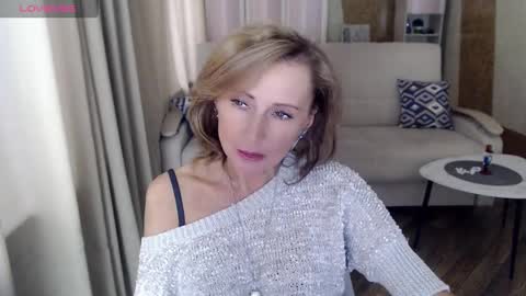 Helen online show from December 15, 9:56 am