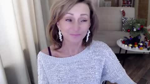 Helen online show from January 8, 9:10 am