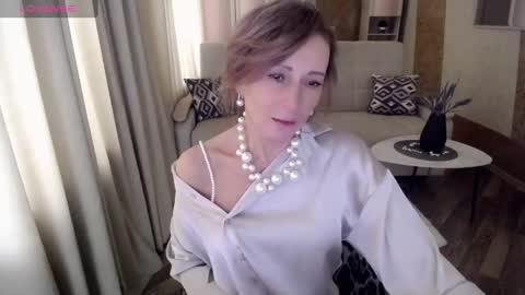 Helen online show from January 25, 8:42 am