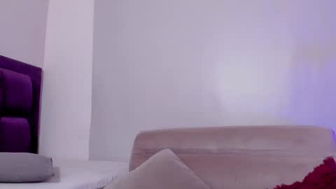 Snapshot of veronicagilss chatting on January 23, 4:48 pm Veronica Gills online show from January 23, 4:48 pm