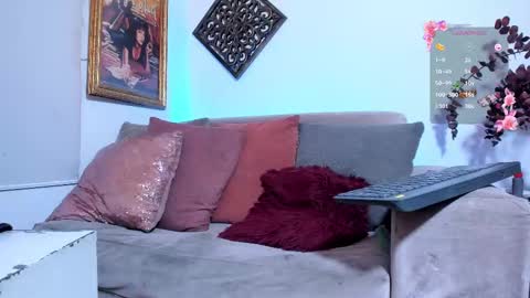 Snapshot of veronicagilss chatting on February 28, 7:25 pm Veronica Gills online show from February 28, 7:25 pm